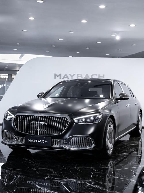 深圳97岚图汽车的售后服务让用户无忧出行，迈巴赫未来的豪华车趋势